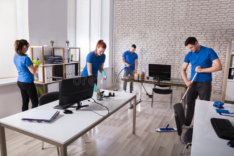 What Does Your Office Say About You? Facts, Tips, and Ideas on Cleaning Office